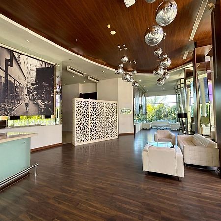 Novotel Banjarmasin Airport Banjarbaru Экстерьер фото