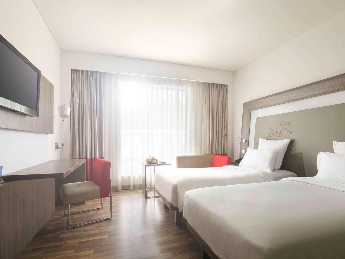 Novotel Banjarmasin Airport Banjarbaru Экстерьер фото